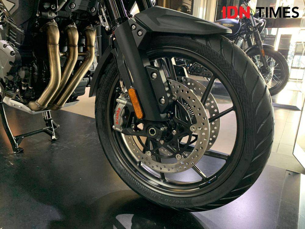 Pengereman Triumph New Tiger 1200 (IDN Times/Fadhliansyah)