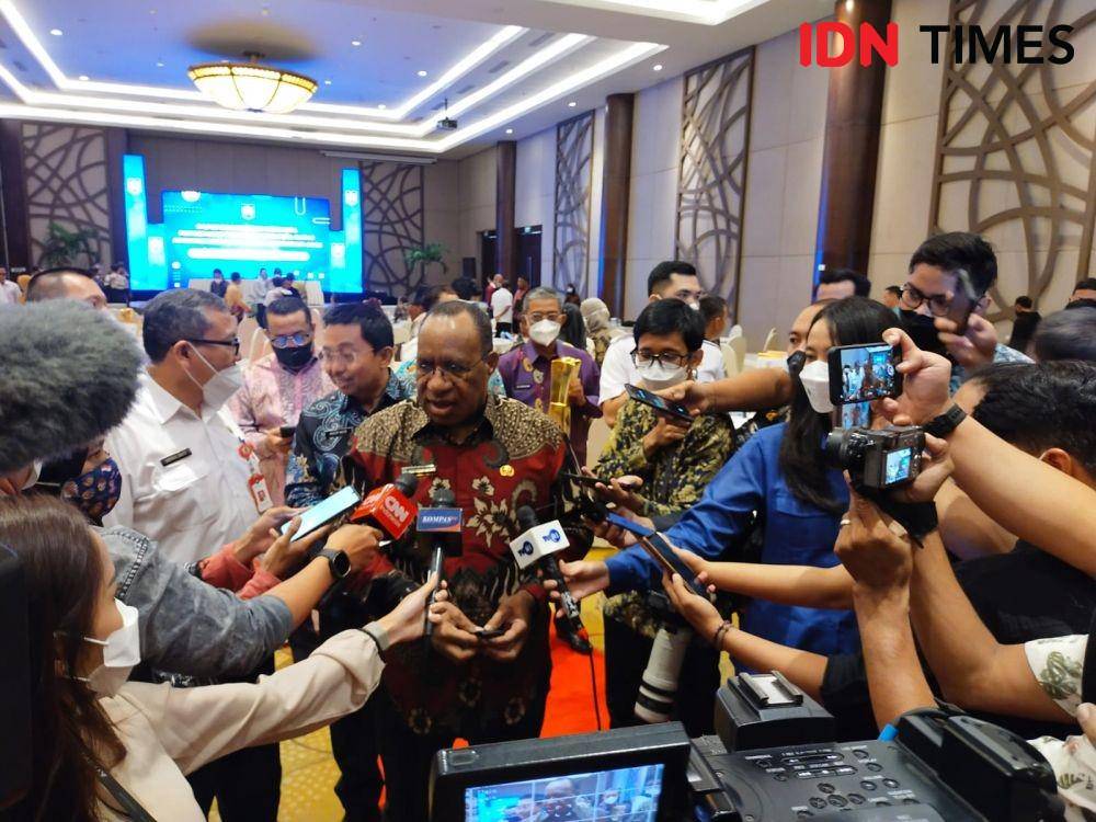Wakil Menteri Dalam Negeri, John Wempi Wetipo (IDN Times/Ilman Nafian)