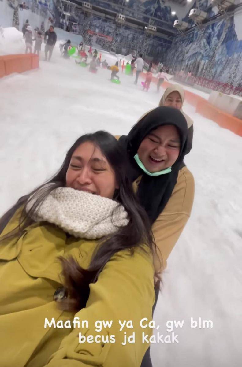 potret kenangan Ayu Anjani bersama adik dan ibunya (instagram.com/real.ayuanjani)