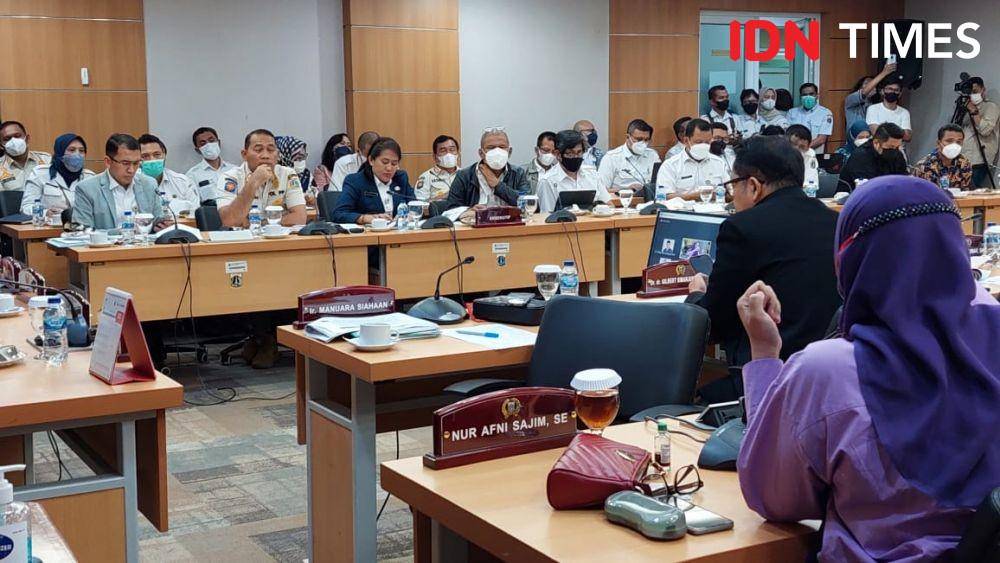 Rapat Komisi B DPRD DKI Jakarta bersama Manajemen Holywings, Rabu (29/6/2022). (IDN Times/Uji Sukma Medianti)
