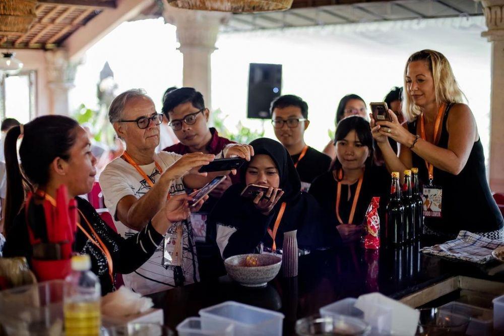 Perlu Ilmu Khusus untuk Menuangkan Rasa Menjadi Aksara