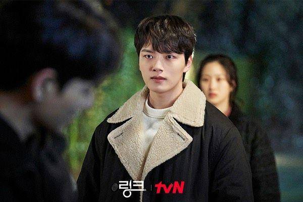 Yeo Jin Goo di KDrama Link: Eat, Love, Kill (instagram.com/tvn_drama)