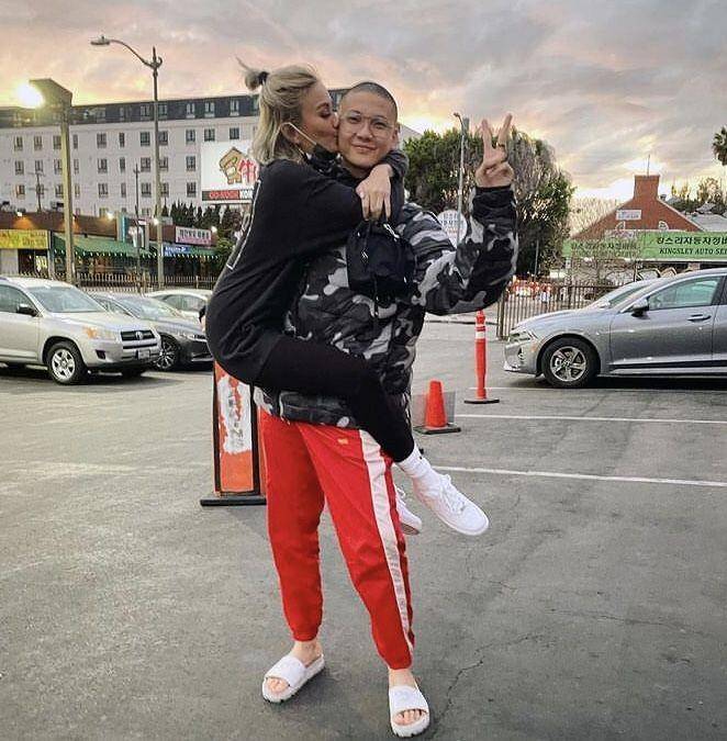 Agnez adam (Instagram.com/agnezmo)