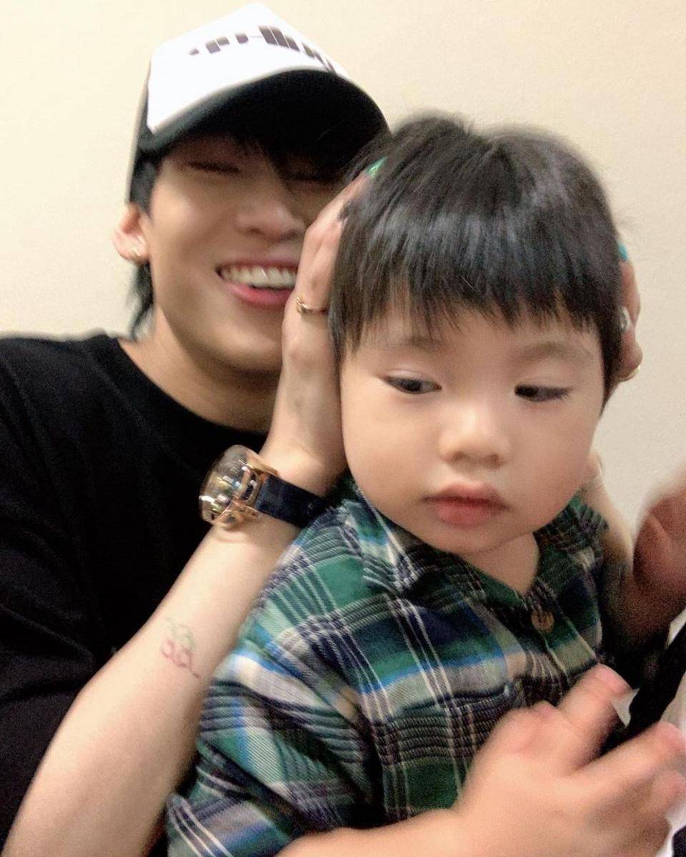 BamBam GOT7 dan keponakan (instagram.com/gb.stories)