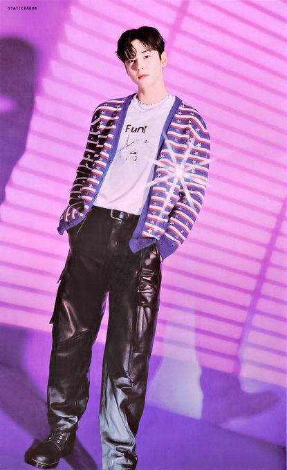 Ide outfit ala Cha Eun Woo ASTRO (twitter.com/StaticeMoon)