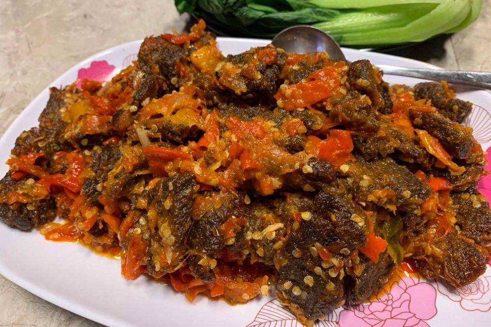sambal balado daging sapi (instagram.com/sambel.jogja76)