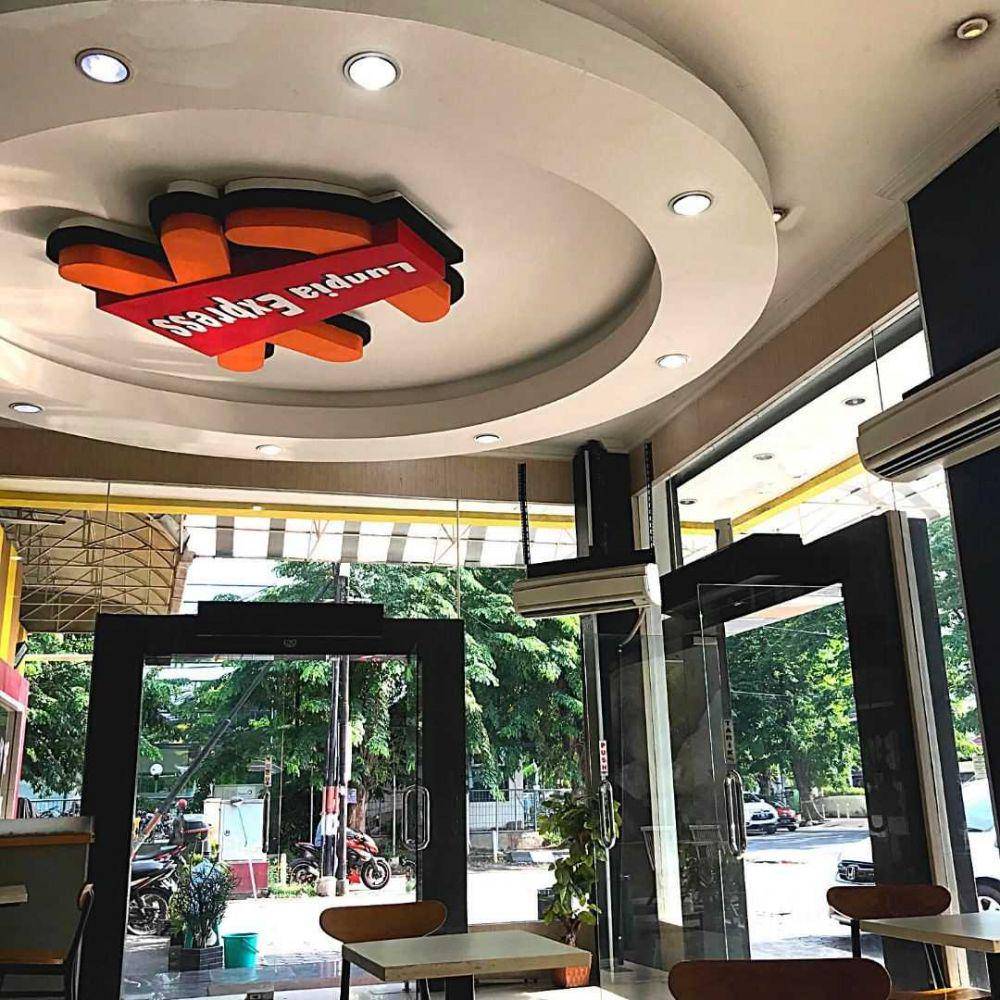 Lunpia Express Semarang (instagram.com/lunpia_express)