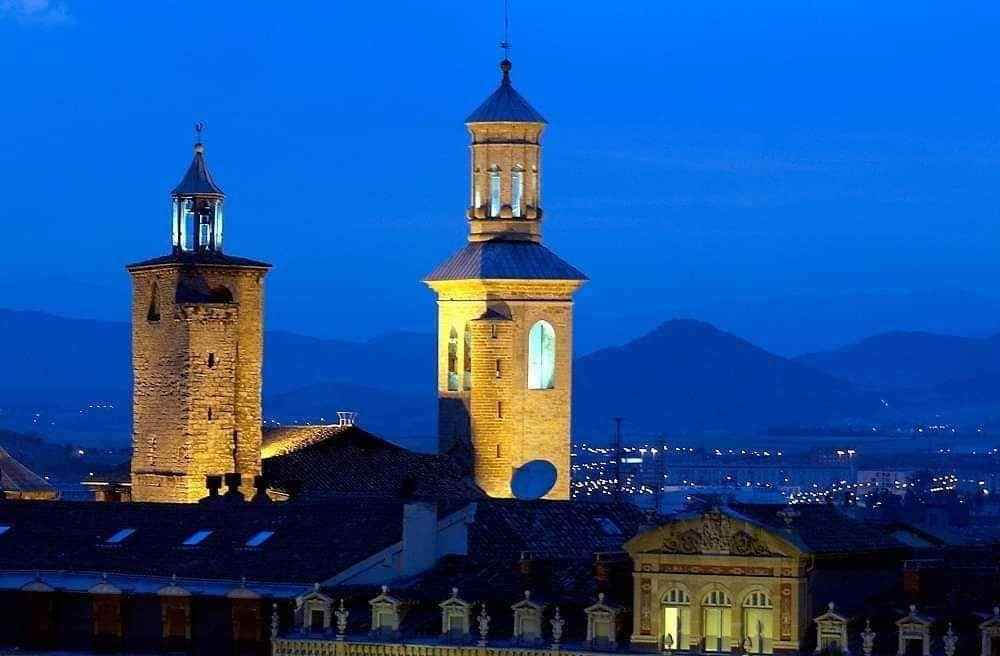Iglesia de San Saturnino(instagram.com/hotelpaplonacatedral)