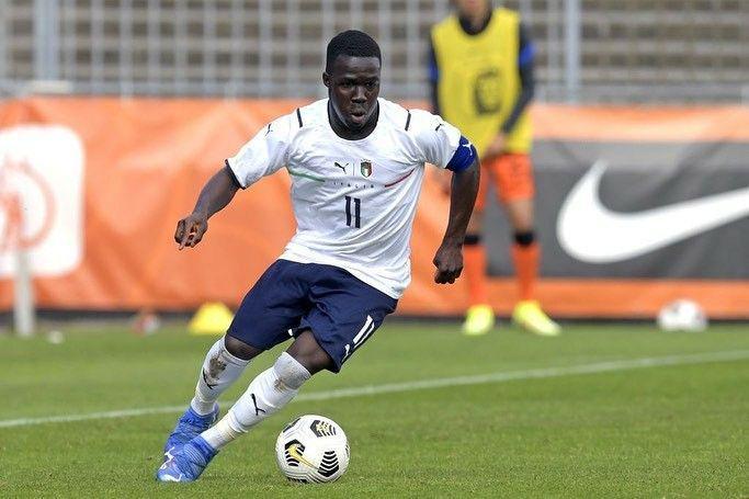 potret Gnonto bersama tim usia muda Italia (instagram.com/willy.gnonto)