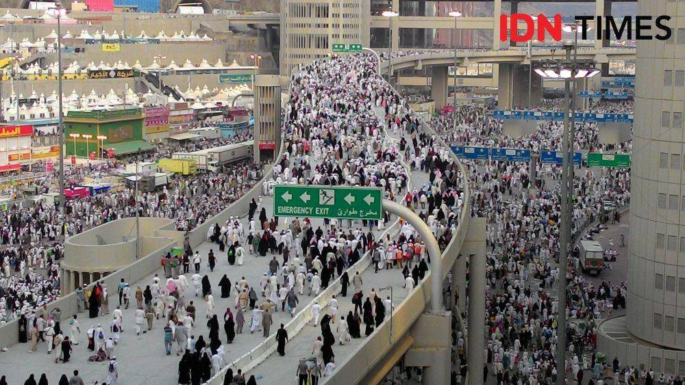 Suasana Jamaah Haji di depan Ka'bah, Masjidil Haram, Makkah (IDN Times/Umi Kalsum)