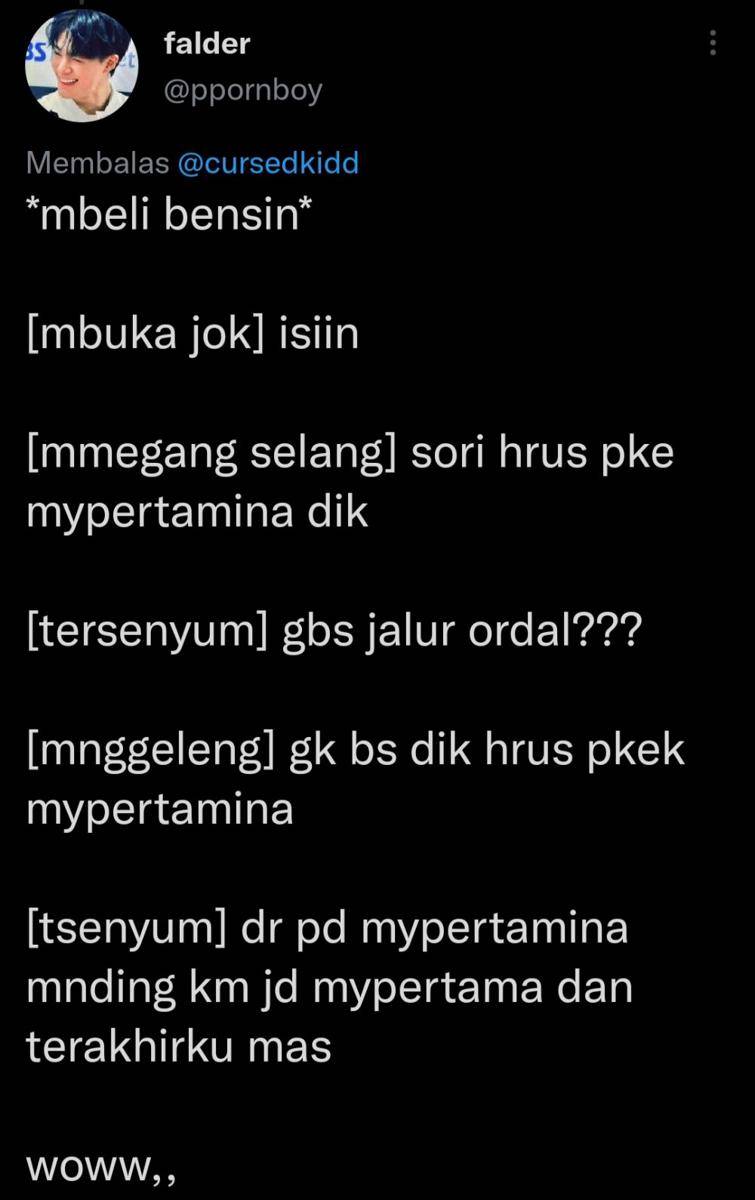 Cuitan Netizen ketika beli bensin (Twitter.com/ppornboy)