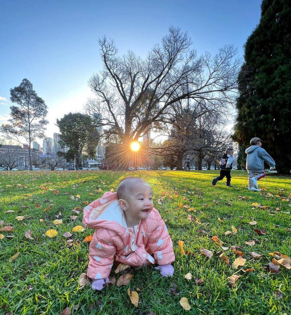 Potret liburan Kezia Karamoy dan keluarga di Melbourne. (instagram.com/itskeziakaramoy)