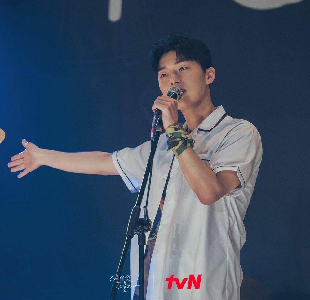Choi Hyun Wook di drama Twenty-Five Twenty-One (instagram.com/tvn_drama)