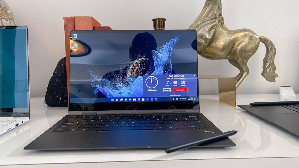 potret Samsung Galaxy Book2 (laptopmag.com)