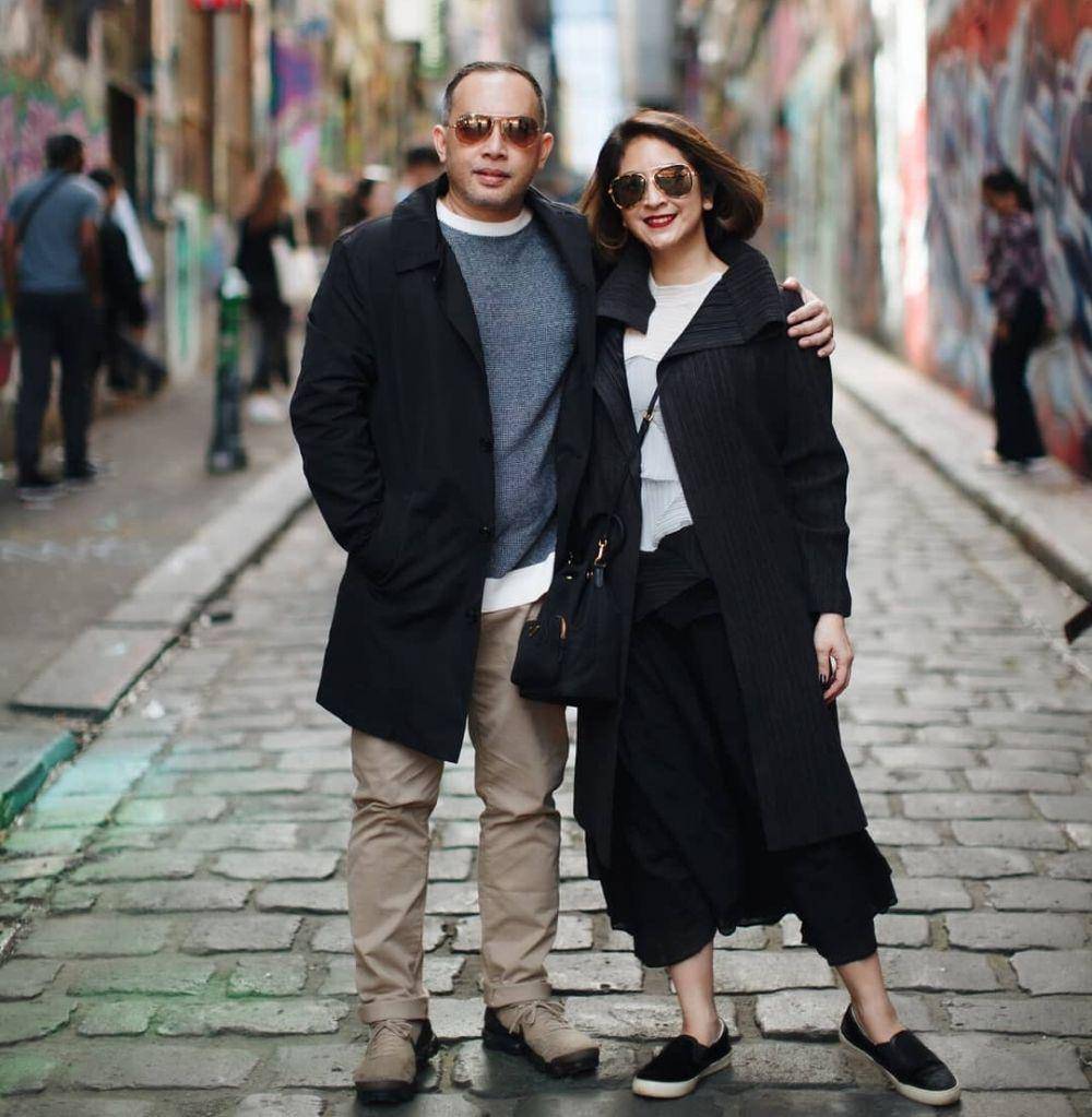 Novita Angie bersama suami tercinta (instagram.com/novitaangie)