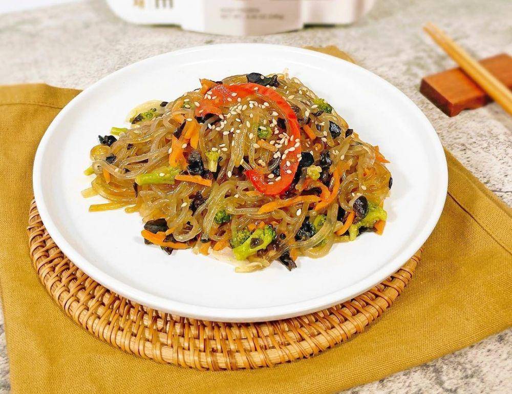 japchae (instagram.com/hansangtv)