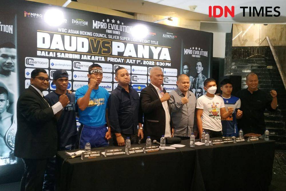 Daud Yordan, petinju Indonesia di Balai Sarbini. (IDN Times/Sandy Firdaus)