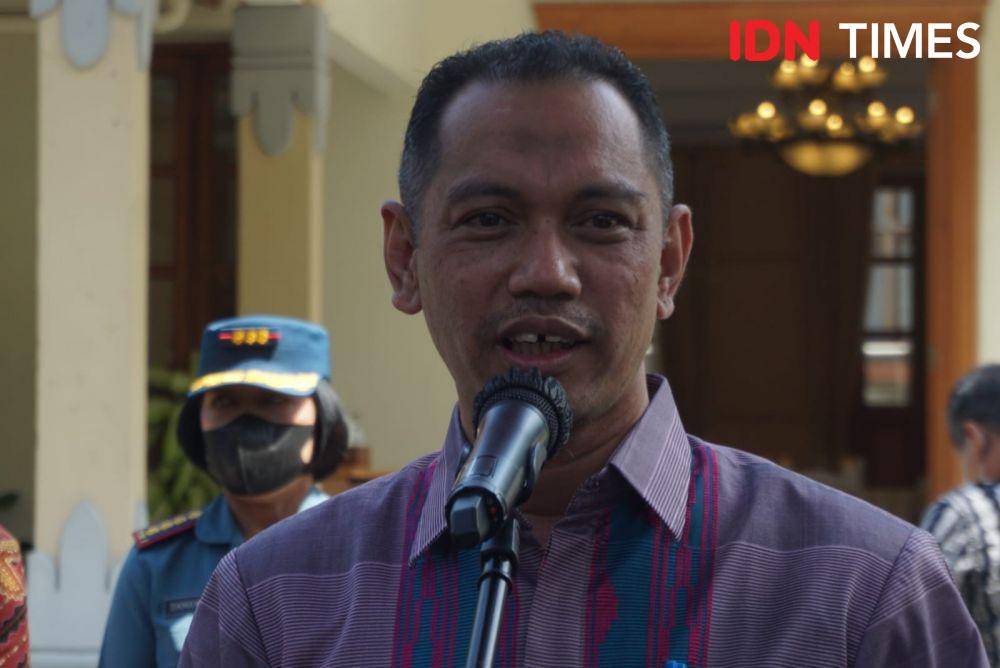 Wakil Ketua KPK Nurul Ghufron di Kompleks Kepatihan, Kota Yogyakarta, Kamis (30/6/2022). (IDN Times/Tunggul Damarjati)