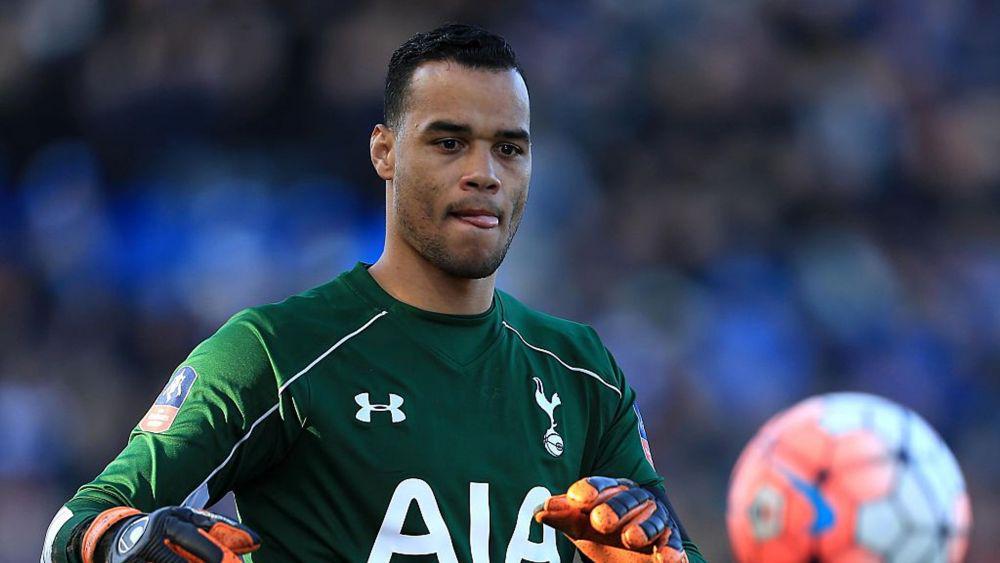 MIchel Vorm berseragam Tottenham Hotspur. (skysports.com)