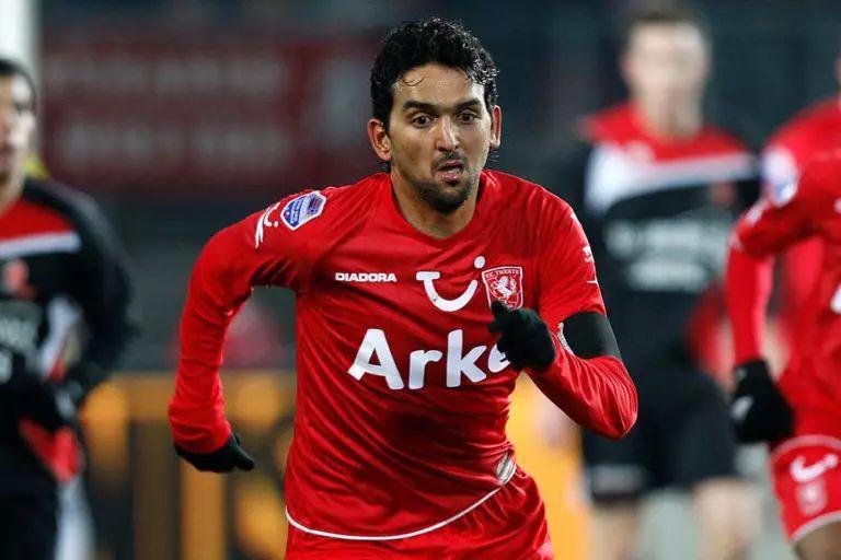 Nashat Akram berseragam FC Twente (twenteinsite.nl)
