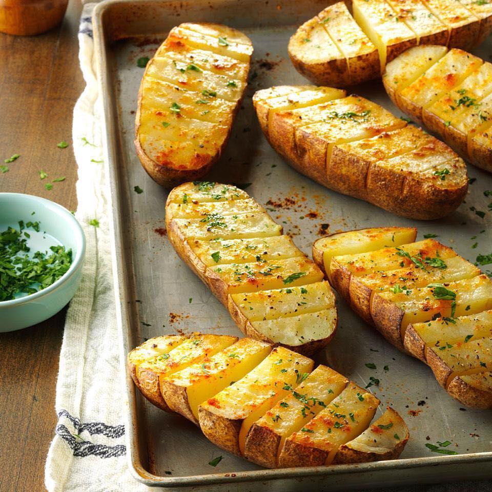 Ilustrasi scored potatoes (Instagram.com/ tasteofhome)