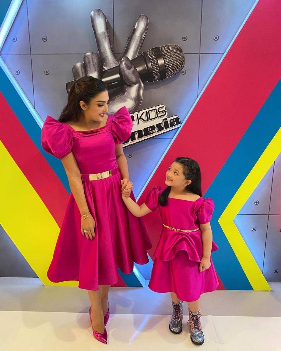 gaya kompak Ashanty dan Arsy (instagram.com/queenarsy)