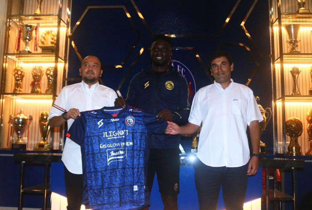 Arema FC Kenalkan Abel Camara sebagai Striker Baru
