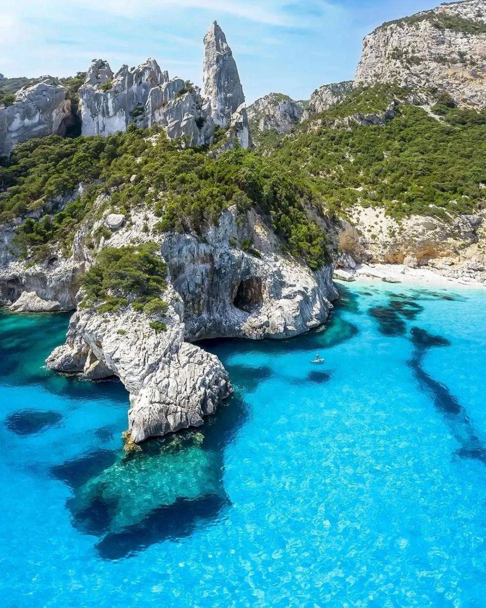 potret Cala Goloritze (instagram.com/marklions)