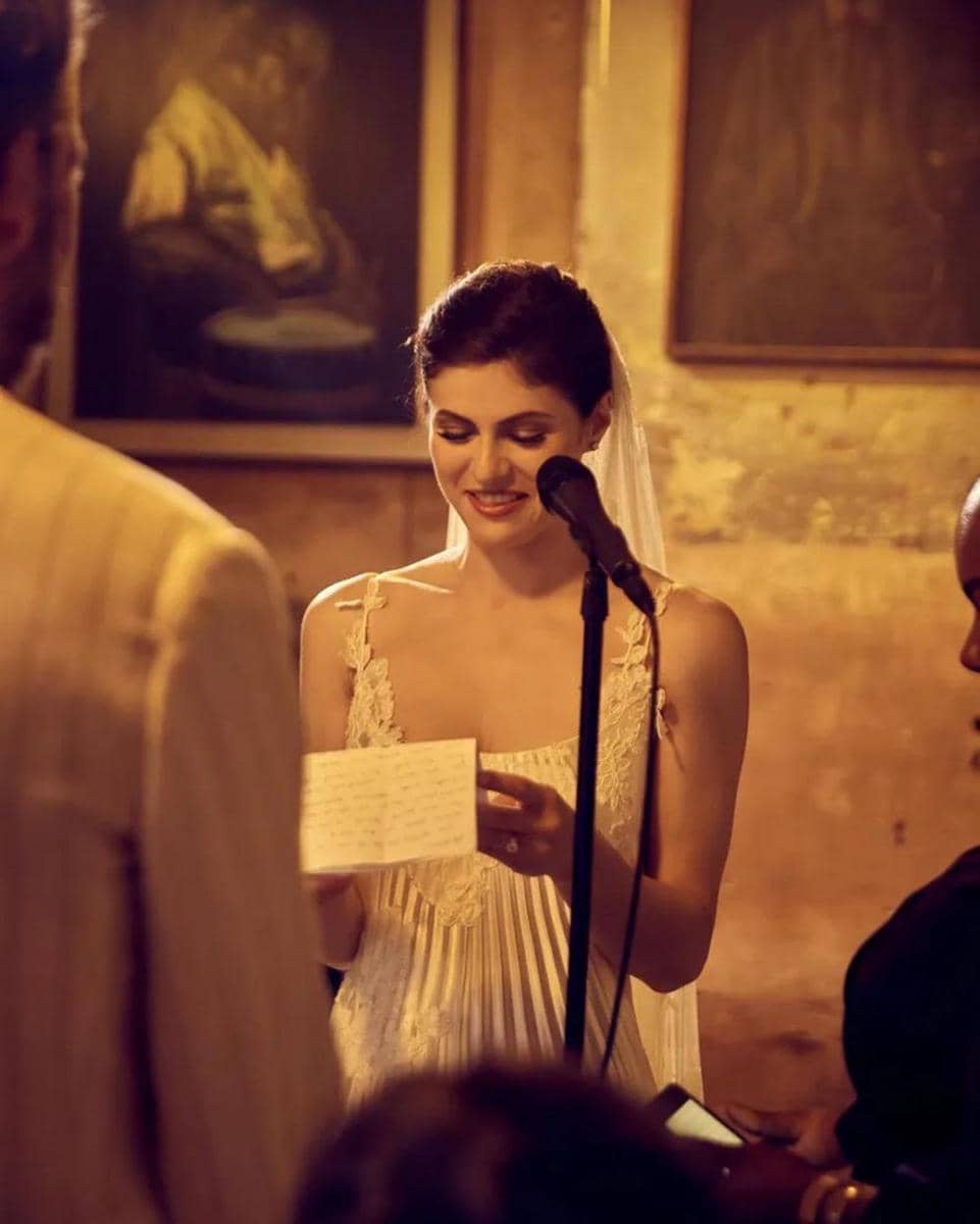 pesta pernikahan Alexandra Daddario dan Andrew Form (instagram.com/lotstar)