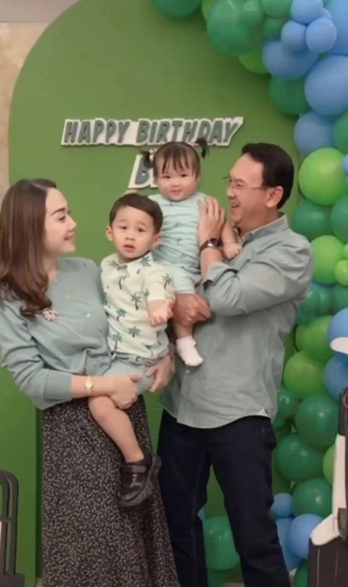 Ahok ultah (instagram.com/puputnastitidevi)