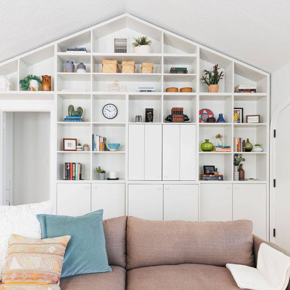 built-in rak (thespruce.com)