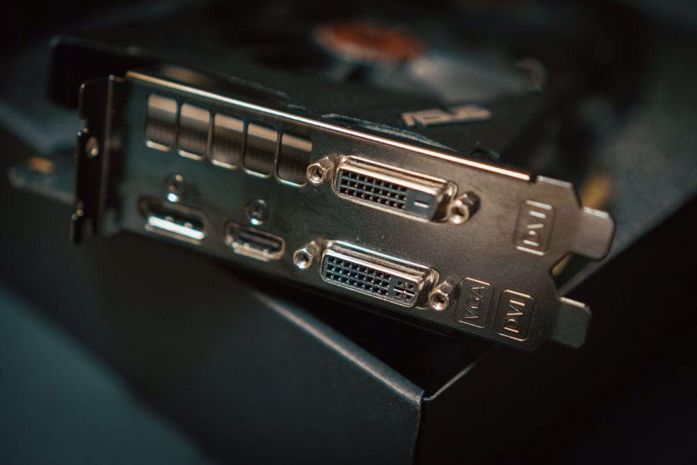 ilustrasi port atau colokan pada VGA (unsplash.com/Backpack Studio)