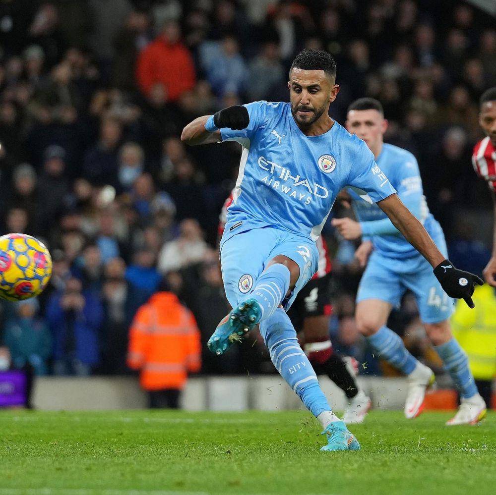 Riyad Mahrez (twitter.com/Mahrez22)