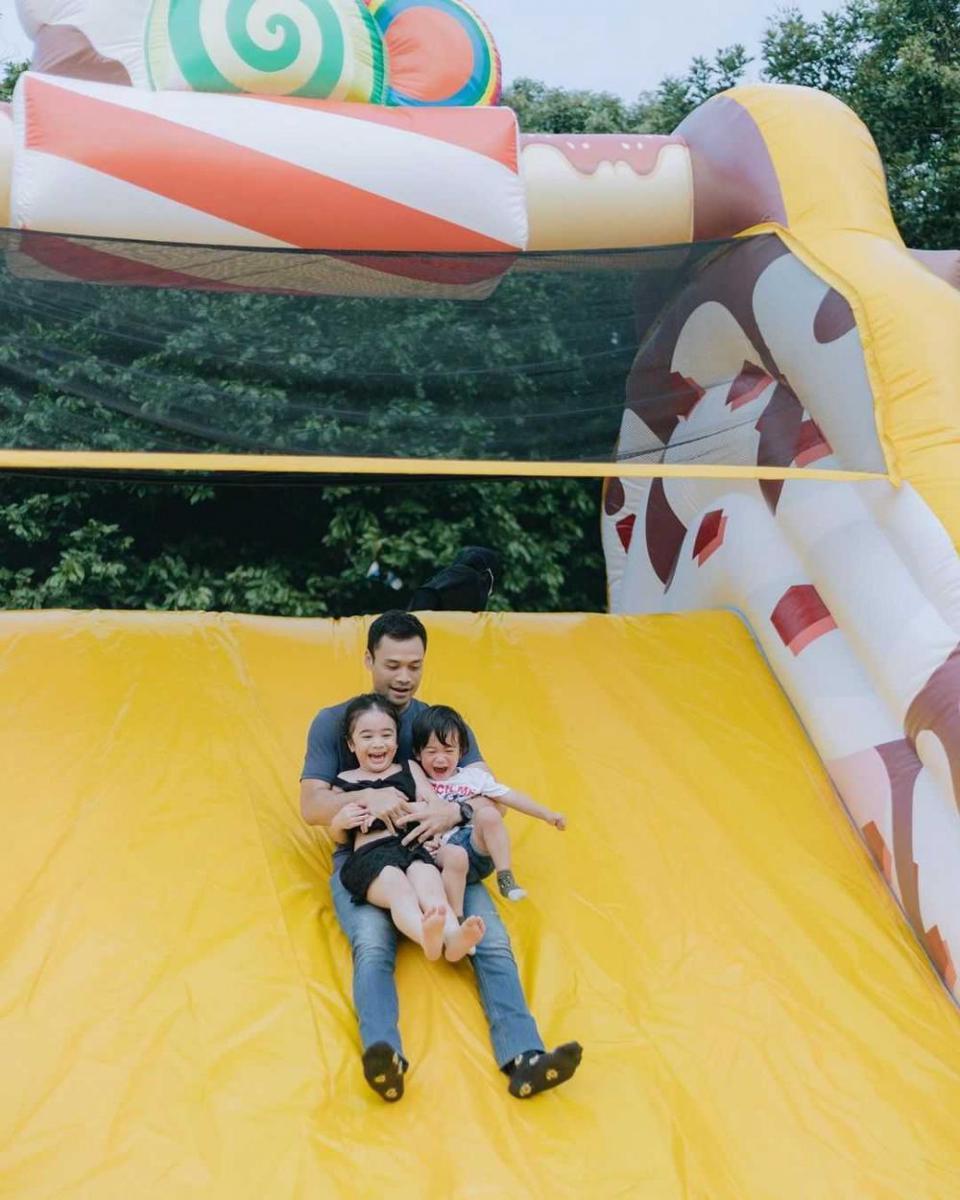 potret suami dan anak Nabila (instagram.com/@nsyakieb85)