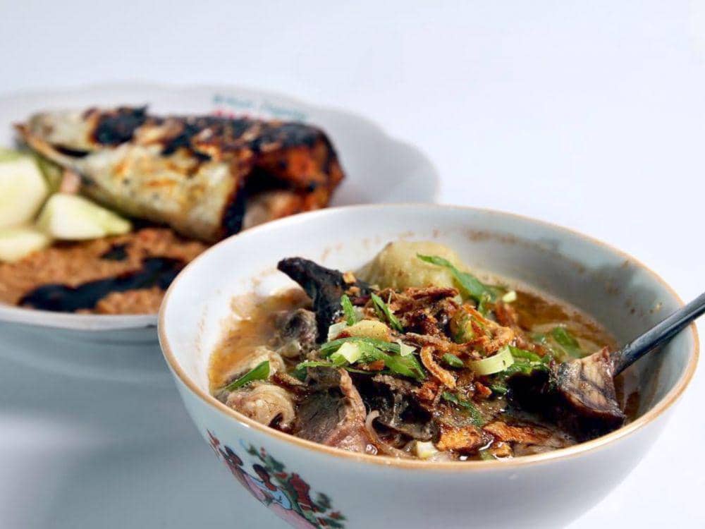 5 Kuliner Berkuah dari Daging Sapi Khas Sulawesi Selatan, Kaya Rempah!