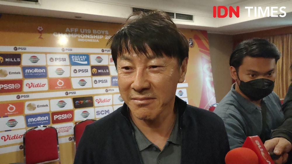 Shin Tae Yong di konferensi pers Piala AFF U-19 2022, Jumat (1/7/2022). (IDN Times/Tino).