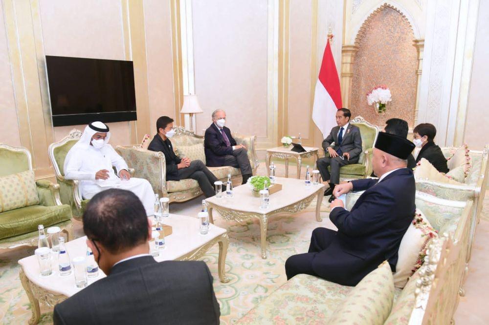 Presiden RI Joko Widodo menemui pengusaha dan investor Uni Emirat Arab. (dok. Sekretariat Presiden RI)