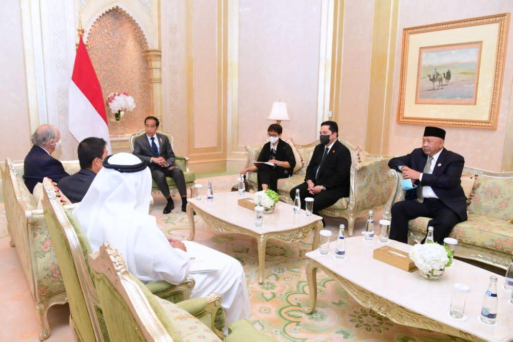 Presiden RI Joko Widodo menemui pengusaha dan investor Uni Emirat Arab. (dok. Sekretariat Presiden RI)