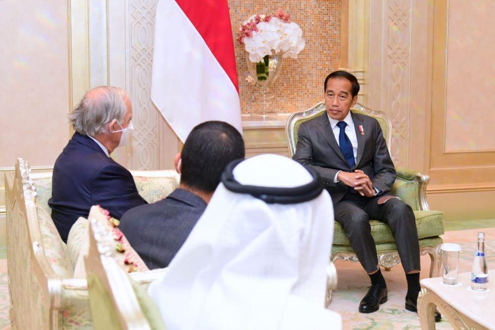Presiden RI Joko Widodo menemui pengusaha dan investor Uni Emirat Arab. (dok. Sekretariat Presiden RI)