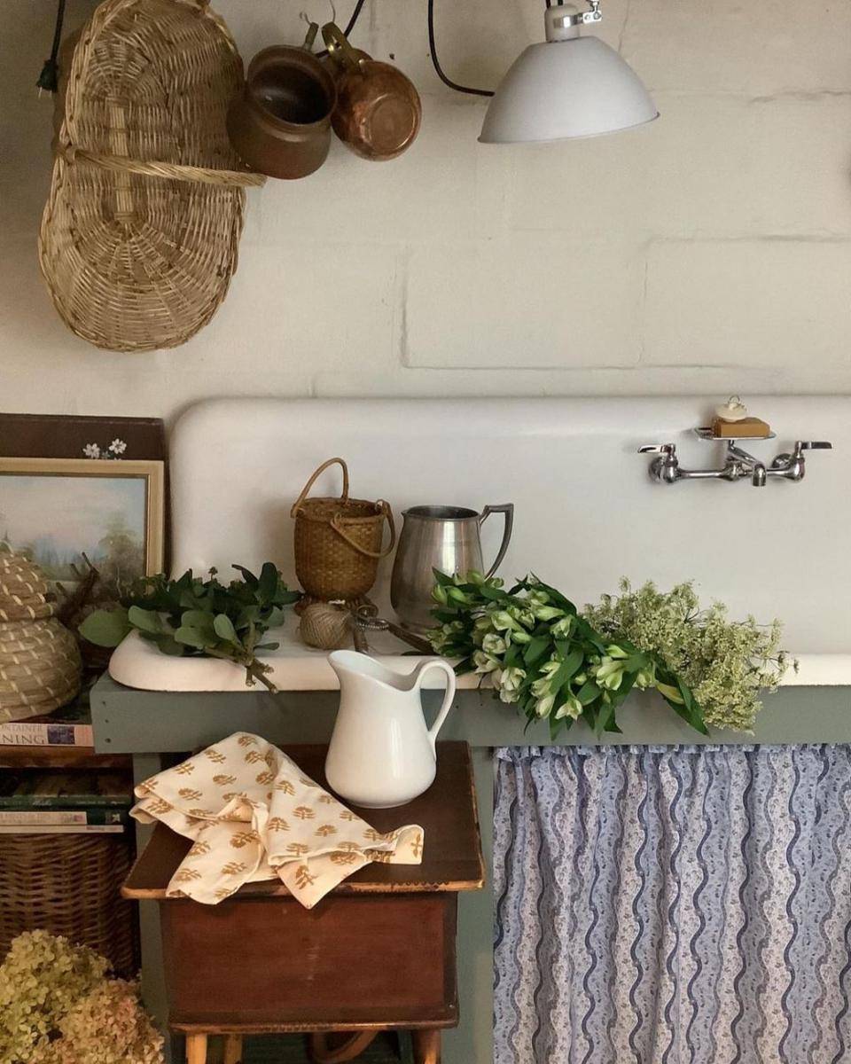 wastafel cast iron (instagram.com/number131)