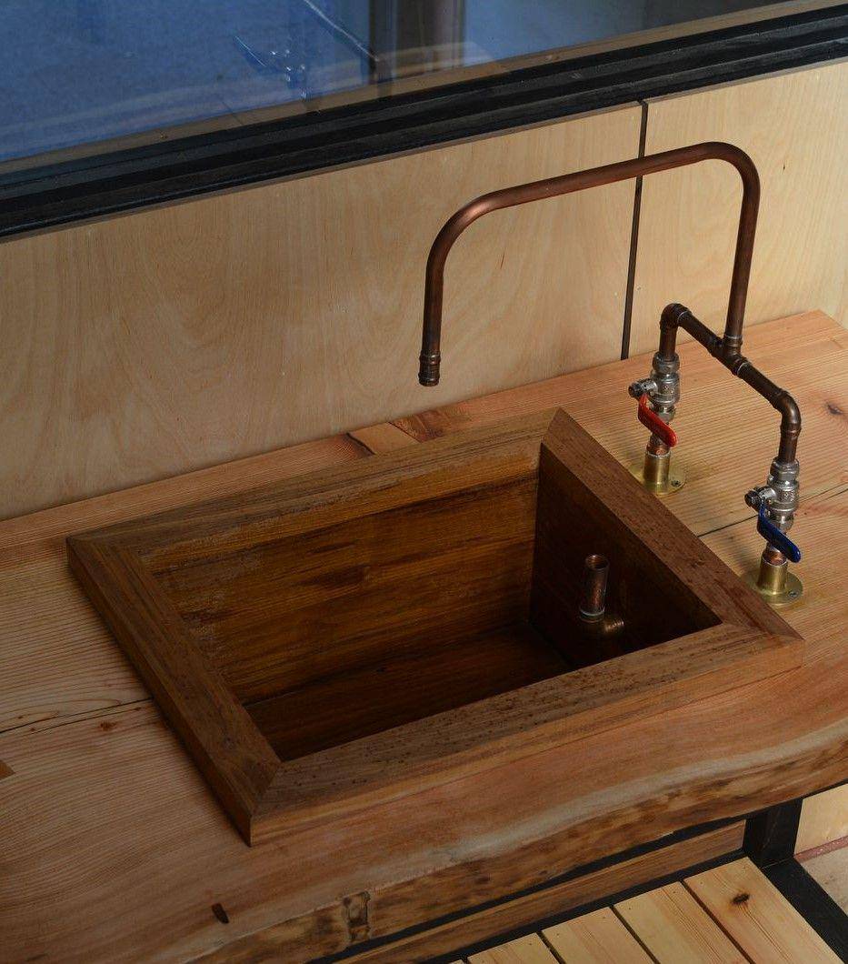 wastafel kayu (instagram.com/takumi_woodwork)