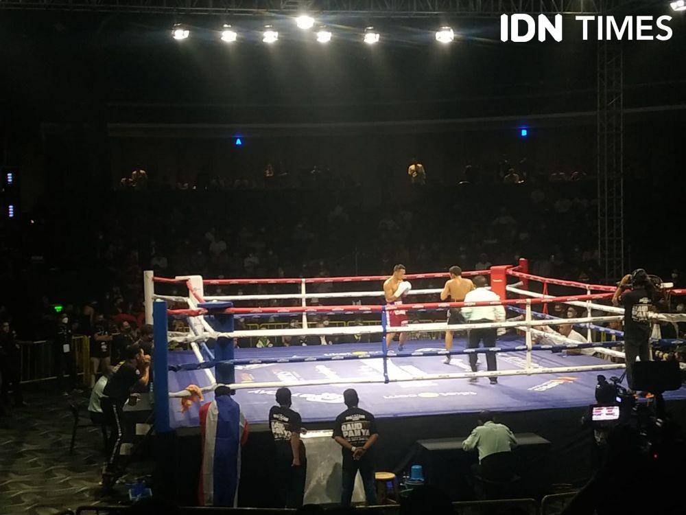 Daud Yordan kalahkan Panya Uthok. (IDN Times/Sandy Firdaus)