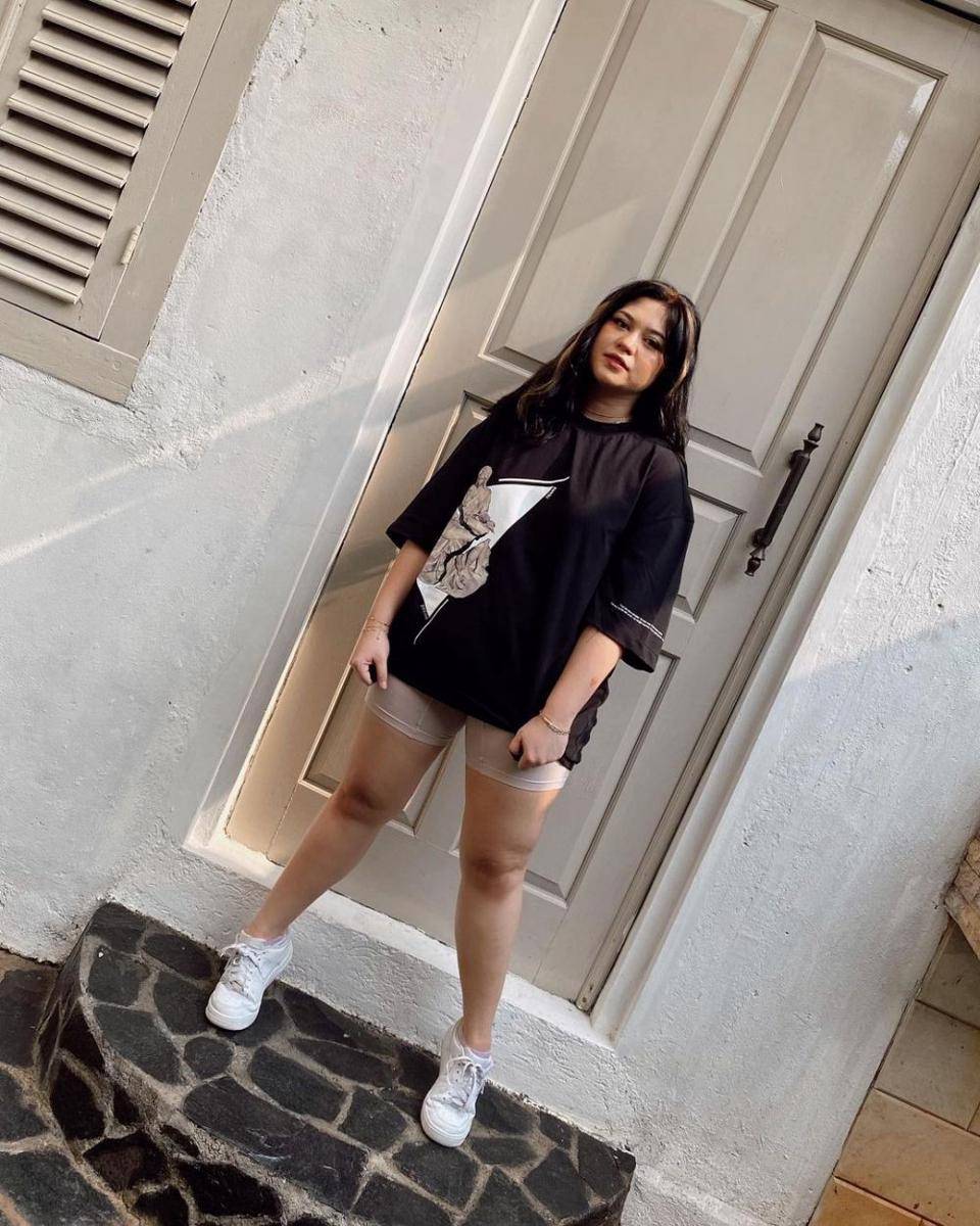OOTD Curvy ala Sarah Ayu (instagram.com/sarahayuh)