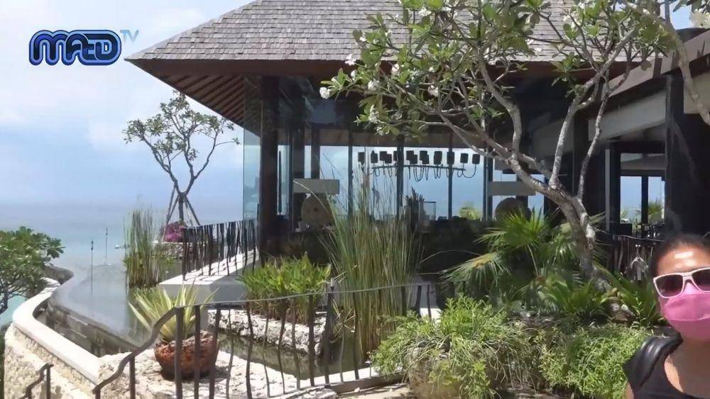 potret villa Irwan Mussry (youtube/Maia AlElDul TV)