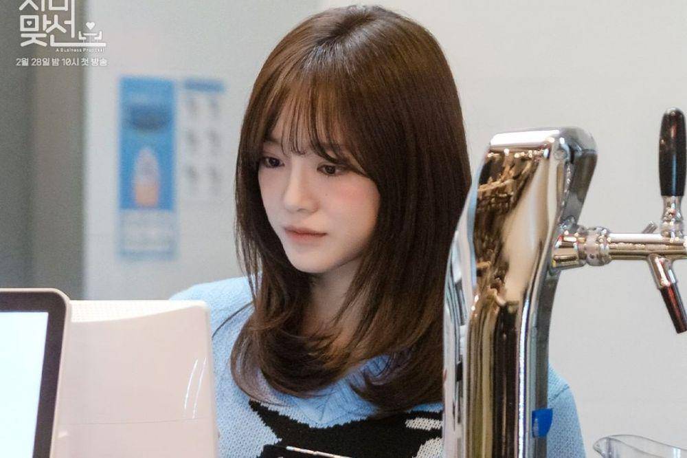 Kim Se Jeong di drama A Business Proposal (instagram.com/sbsdrama.official)