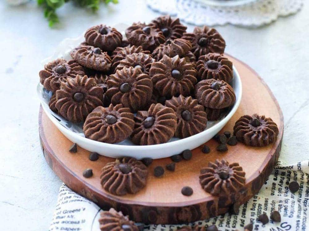 Semprit cokelat (instagram.com/ichachairunnisa54)