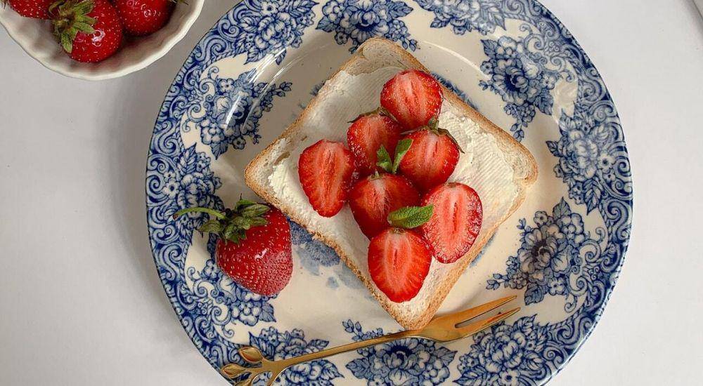 ilustrasi proses pembuatan yogurt custard toast (pexels.com/solod_sha)
