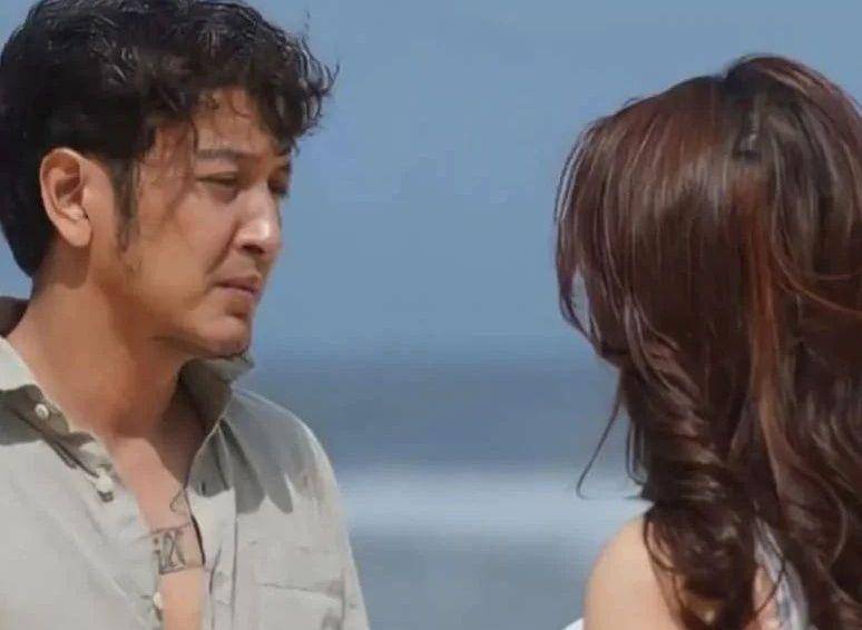 cuplikan penampilan Michelle Ziudith dan Dimas Anggara bintangi film Dear Paris (dok. Screenmedia Films/Dear Paris)