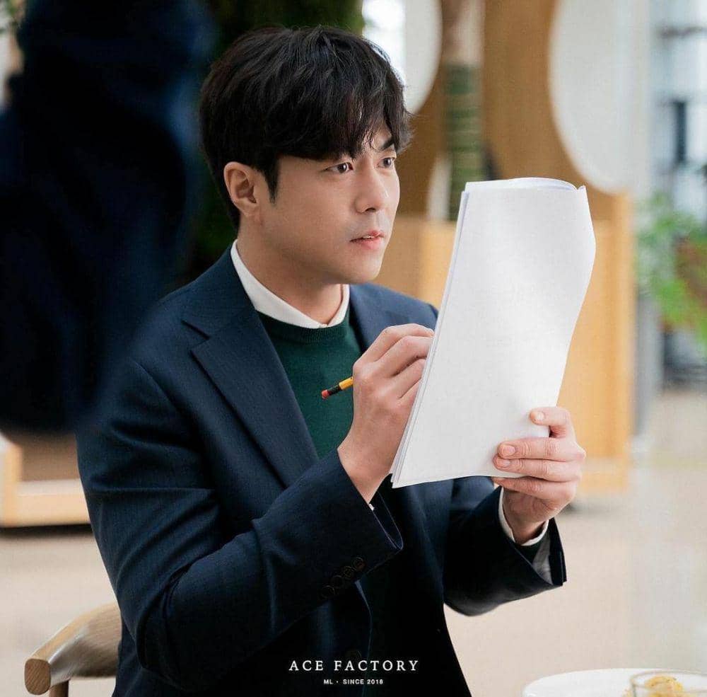 Jun Suk Ho di drama Yumi's Cells 2 (instagram.com/acefactory.official)