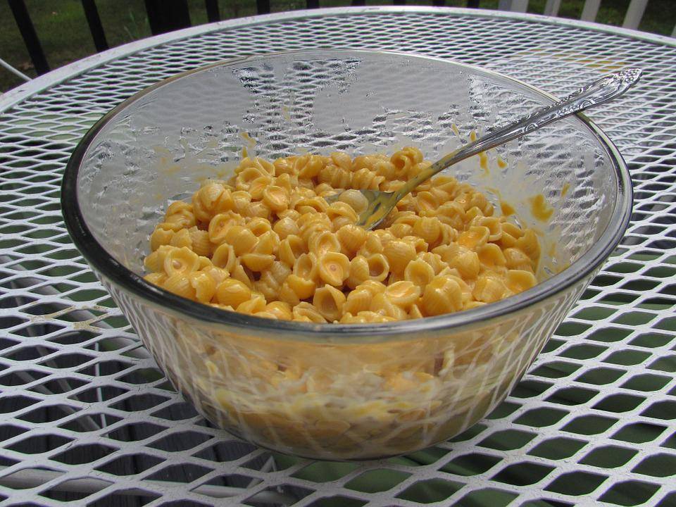 ilustrasi spicy mac and cheese (pixabay.com/wesweaver)